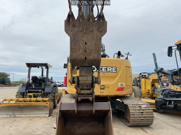 2022 John Deere 245G