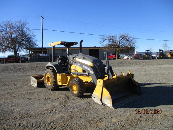 2019 John Deere 210L