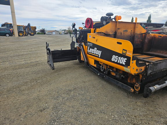 2021 Leeboy 8510E