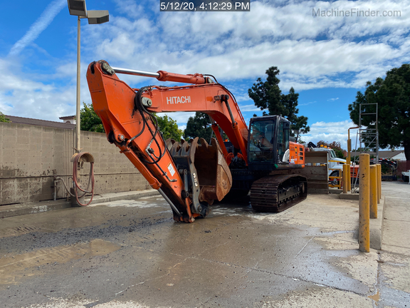 2017 Hitachi ZX3506