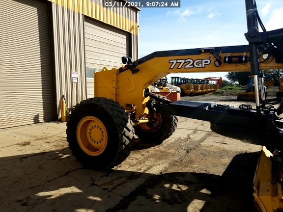 2020 John Deere 772GP