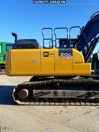 2016 John Deere 210G