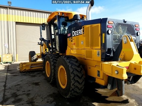 2020 John Deere 772GP