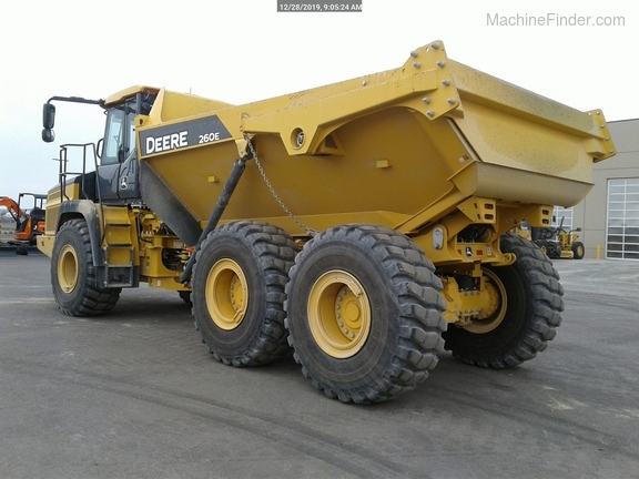 2019 John Deere 260E