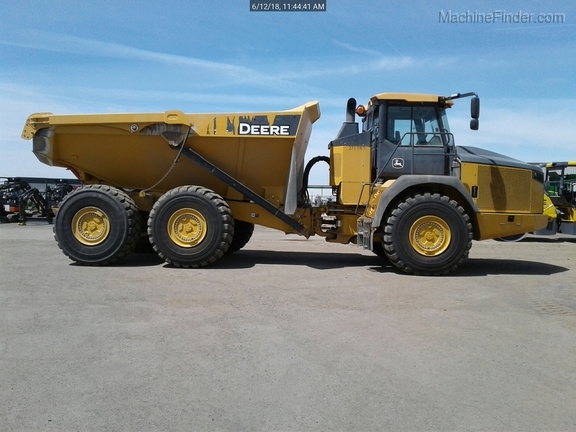 2017 John Deere 370E