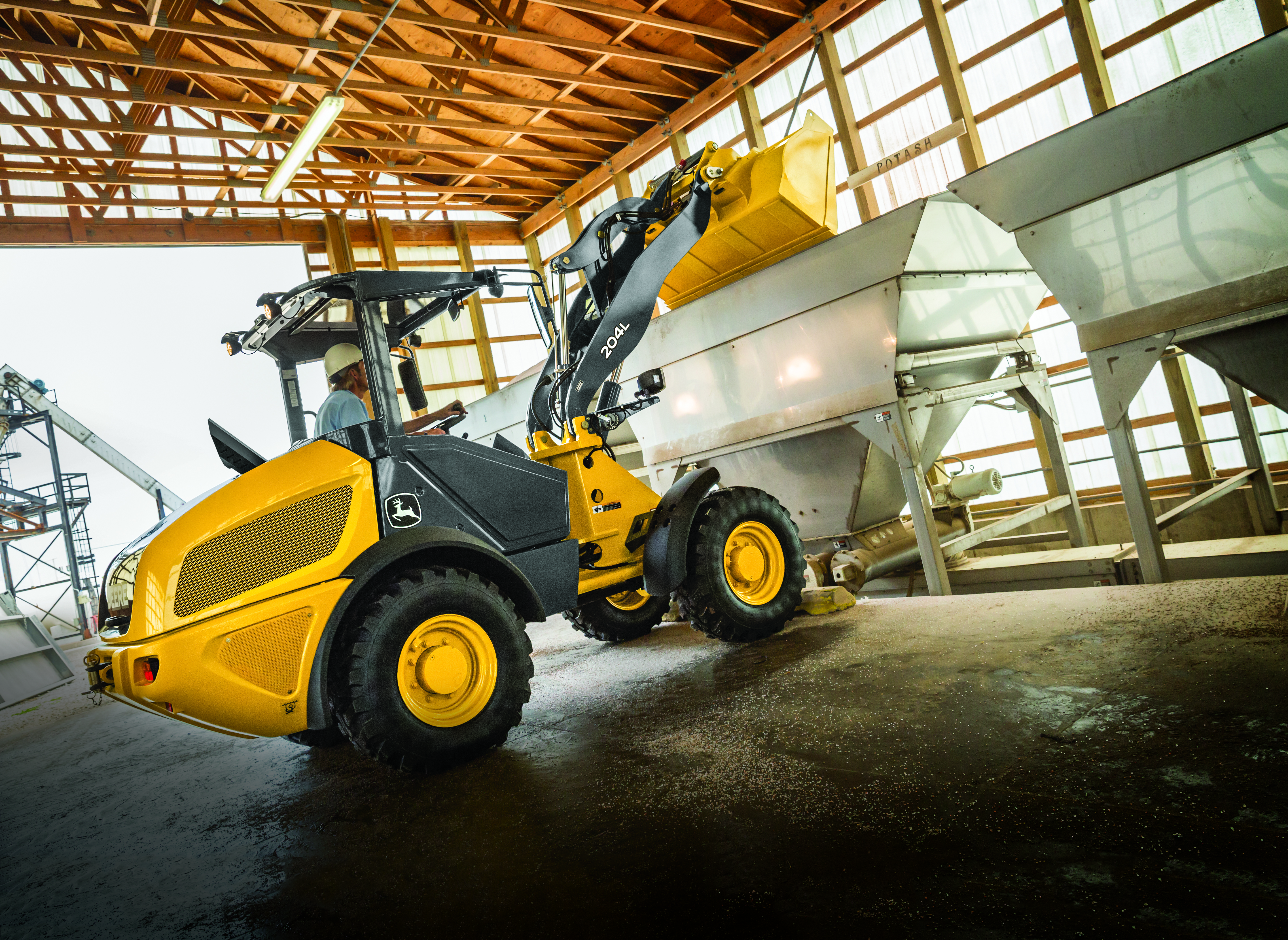 Compact Wheel Loaders