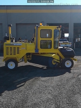 2017 Superior Broom DT74J