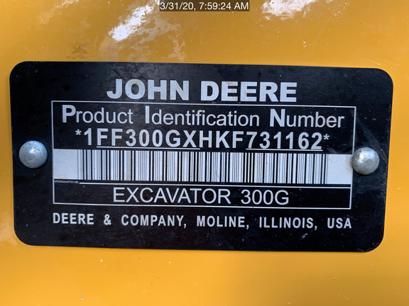 2019 John Deere 300GLC
