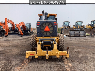 2017 John Deere 672GP