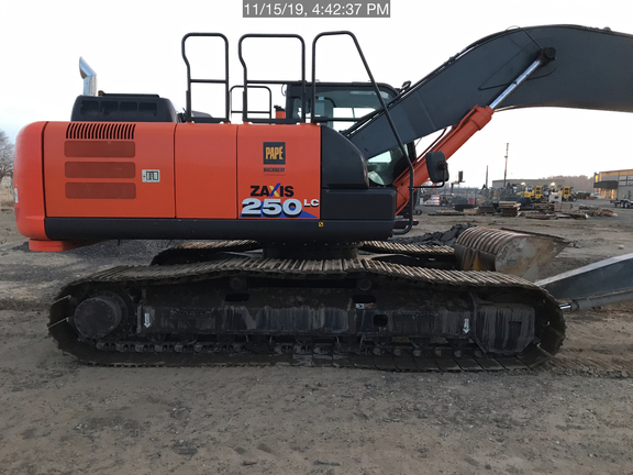 2017 Hitachi ZX2506