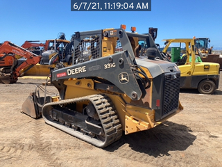2017 John Deere 331G