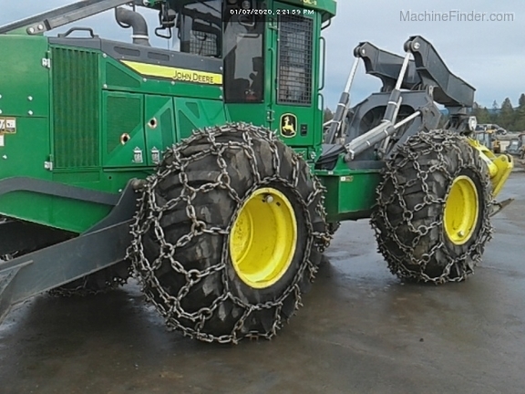 2019 John Deere 648LII