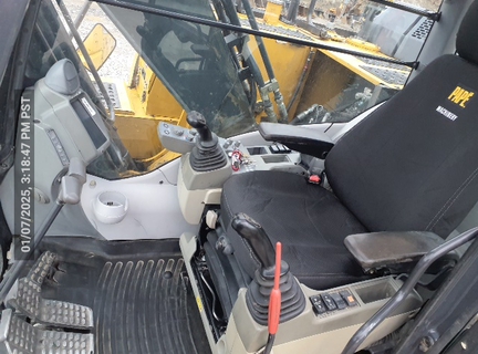 2016 John Deere 160GLC