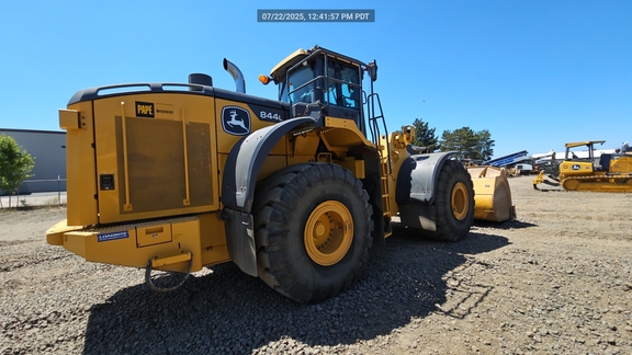 2020 John Deere 844L