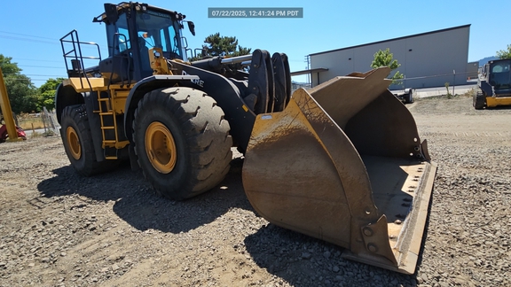 2020 John Deere 844L