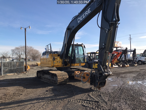 2019 John Deere 250GLC