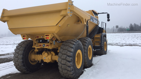 2019 John Deere 260E