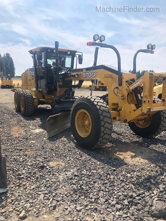 2013 John Deere 870G