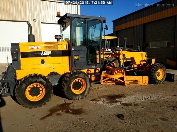 2018 Leeboy G700
