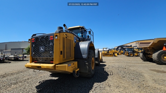 2020 John Deere 844L