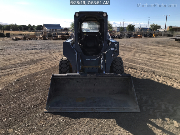 2018 John Deere 320E