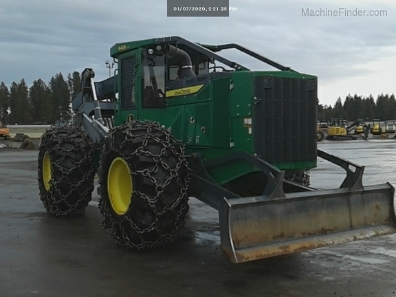 2019 John Deere 648LII
