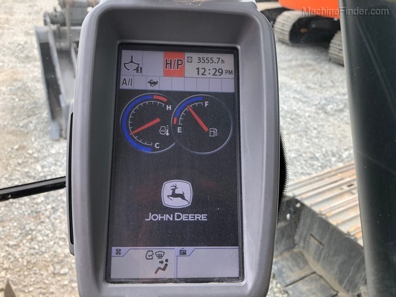 2013 John Deere 210G