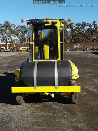 2017 Superior Broom DT74J