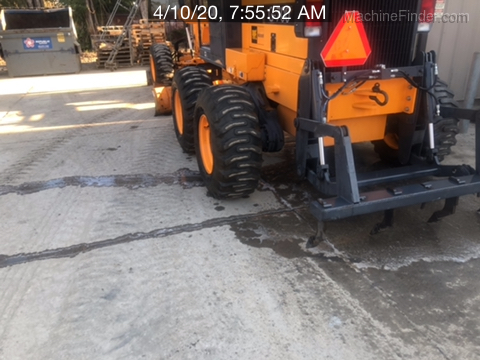 2016 Leeboy G700