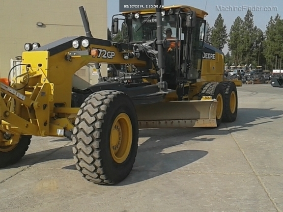 2017 John Deere 772GP