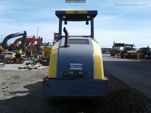 2017 Dynapac CA1300