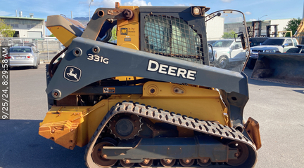 2020 John Deere 331G