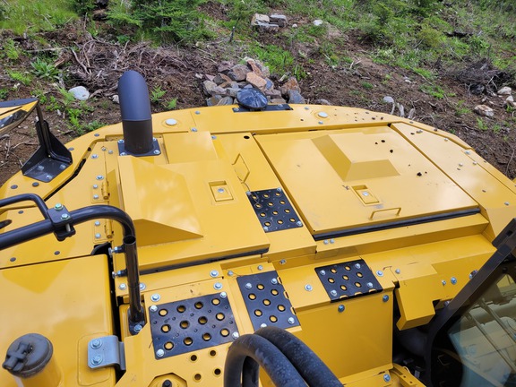 2023 John Deere 245P