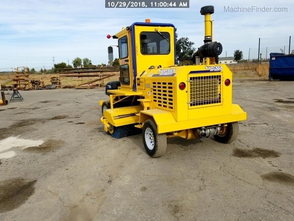 2017 Superior Broom DT74J