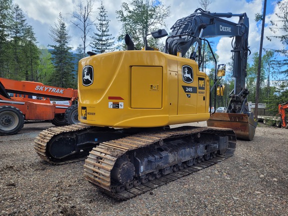 2023 John Deere 245P