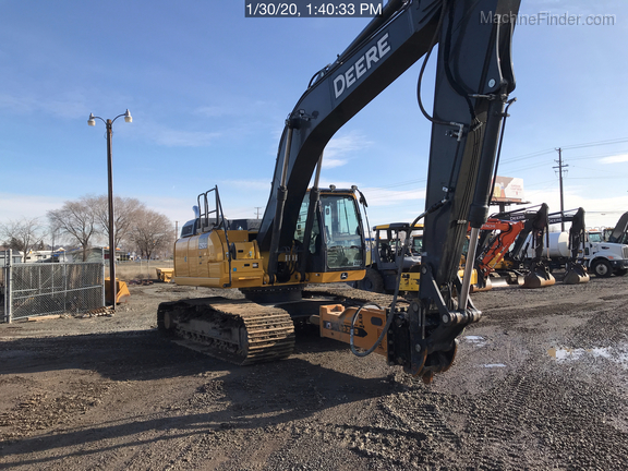 2019 John Deere 250GLC