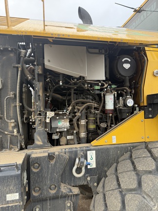 2022 Komatsu WA2708
