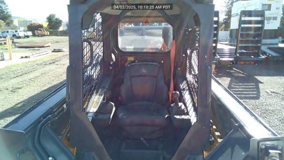 2023 John Deere 325G
