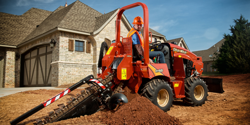 Pape-ditch-witch-rt125-ride-on-trencher