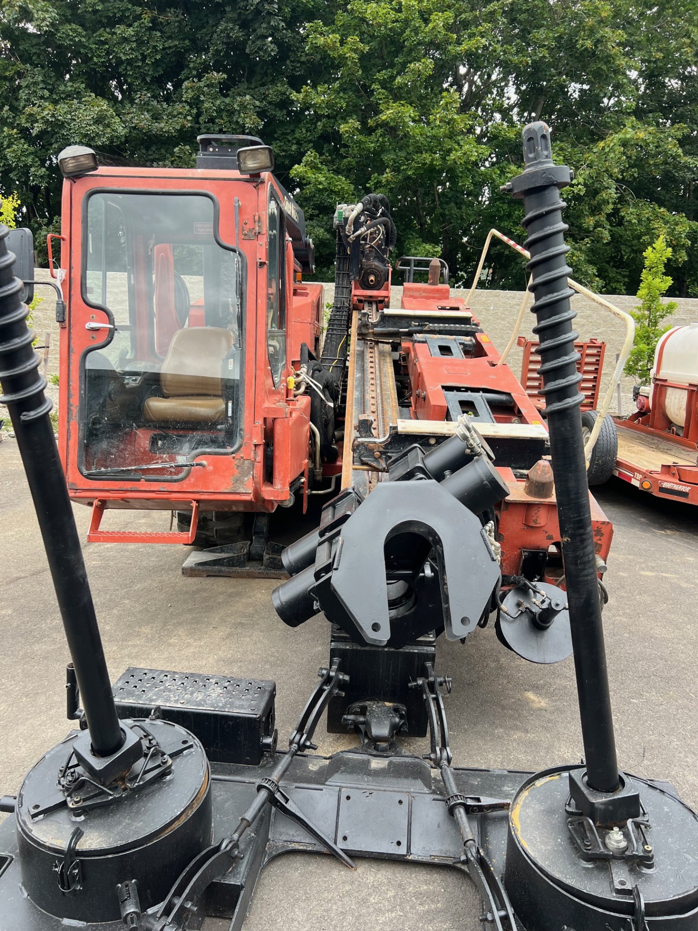2011 Ditch Witch AT100