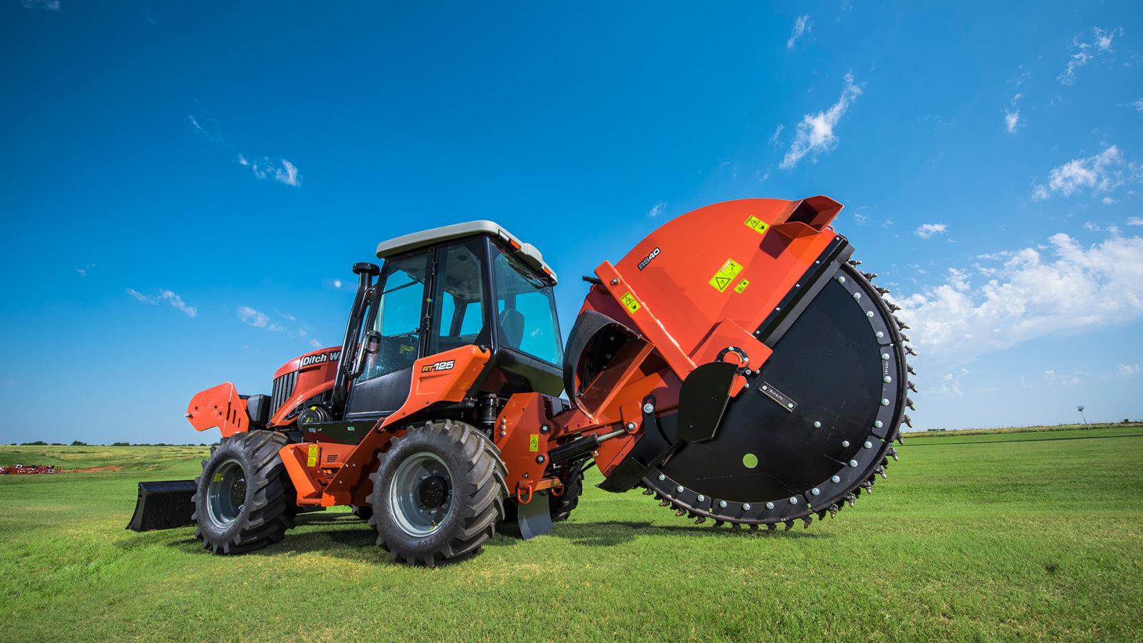 Ditch Witch RT125 RIDE-ON TRENCHER