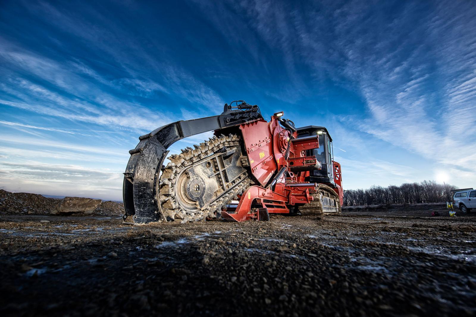 New Ditch Witch HT275 Track Trencher at Papé DitchWitch West