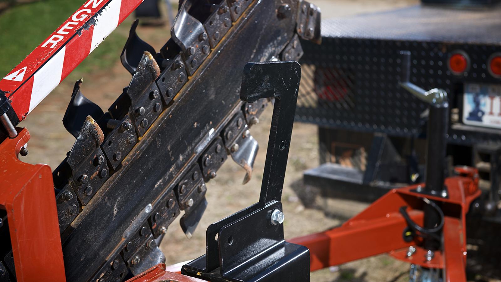Ditch Witch S2B Trailer