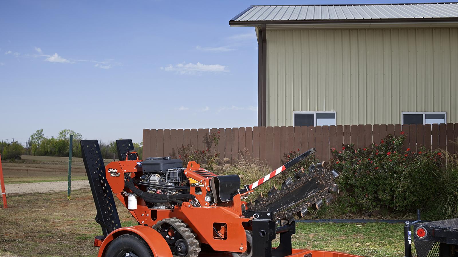 Ditch Witch S2B Trailer
