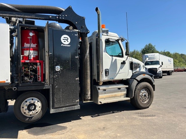 2023 Western Star T10