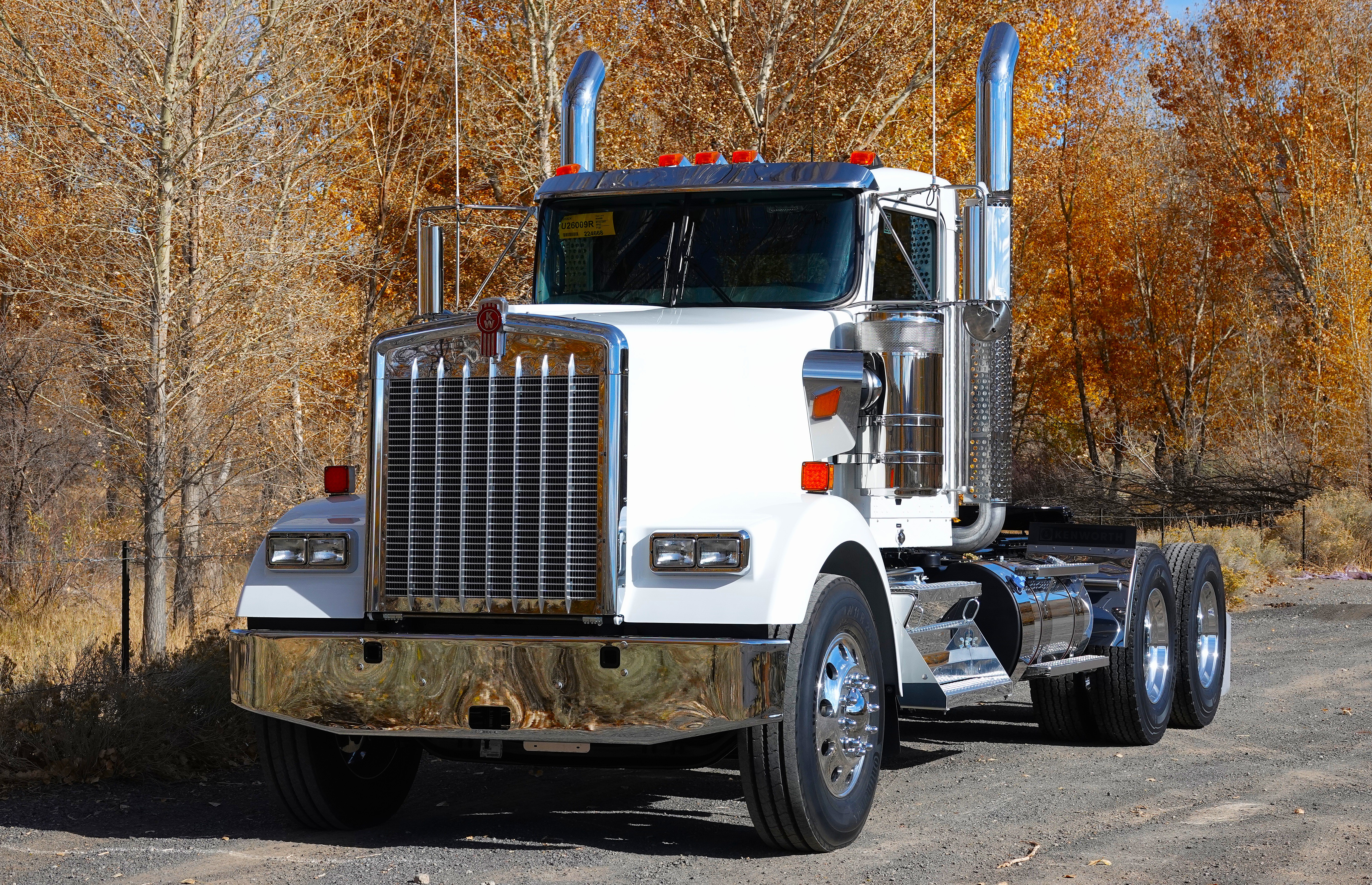 2026 Kenworth W900L