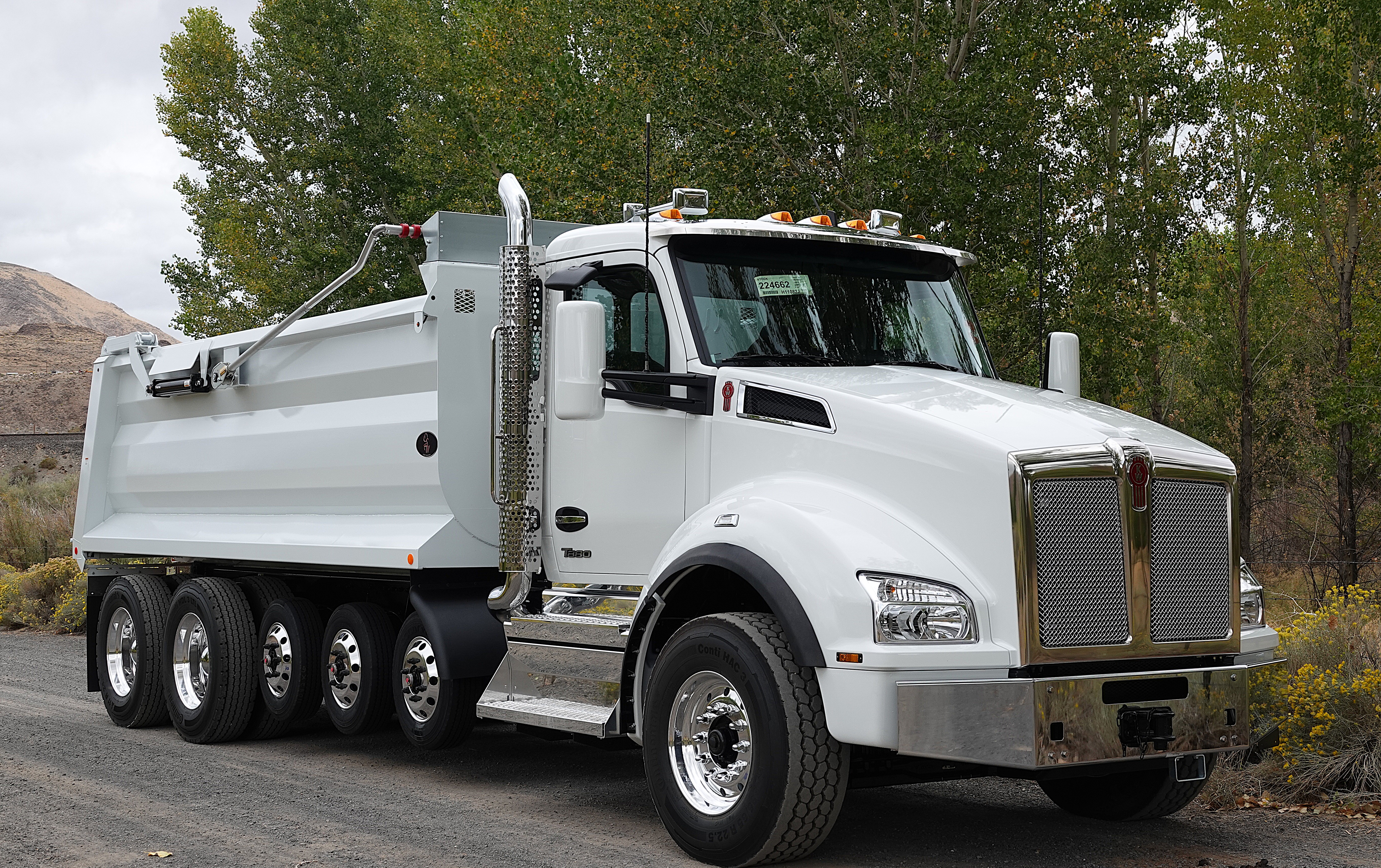 2026 Kenworth T880