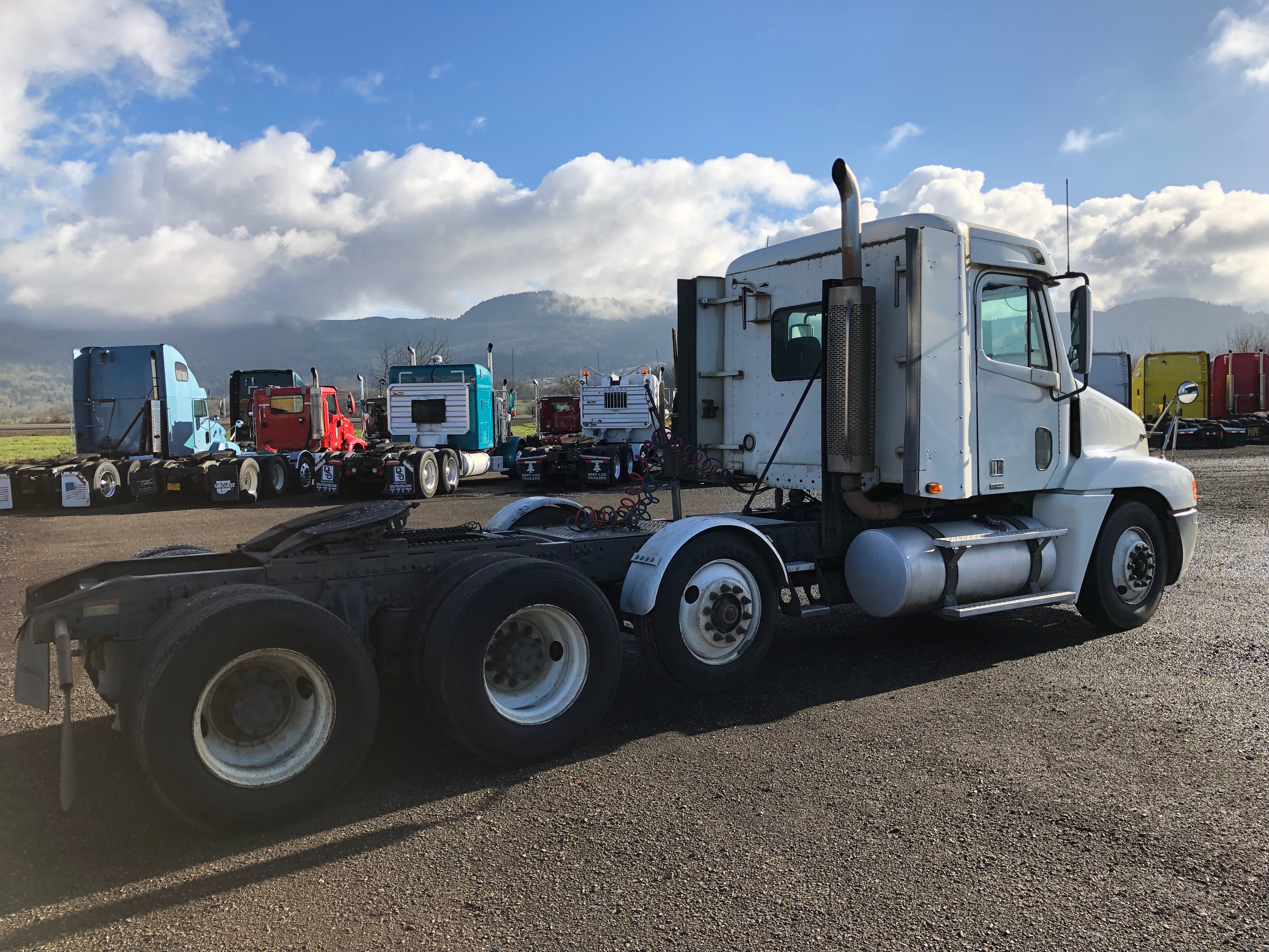 Freightliner CENTRY