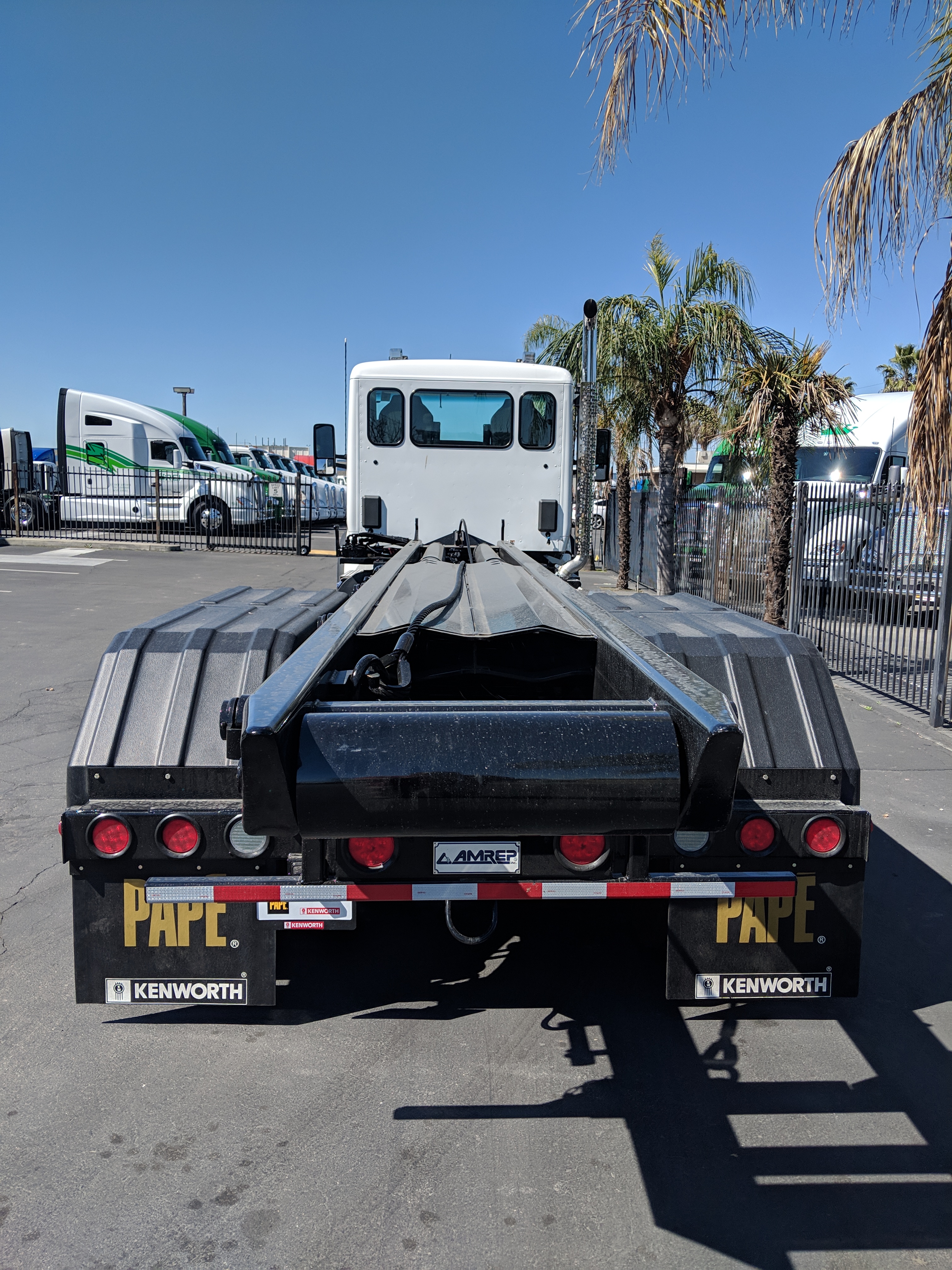 2020 Kenworth T880