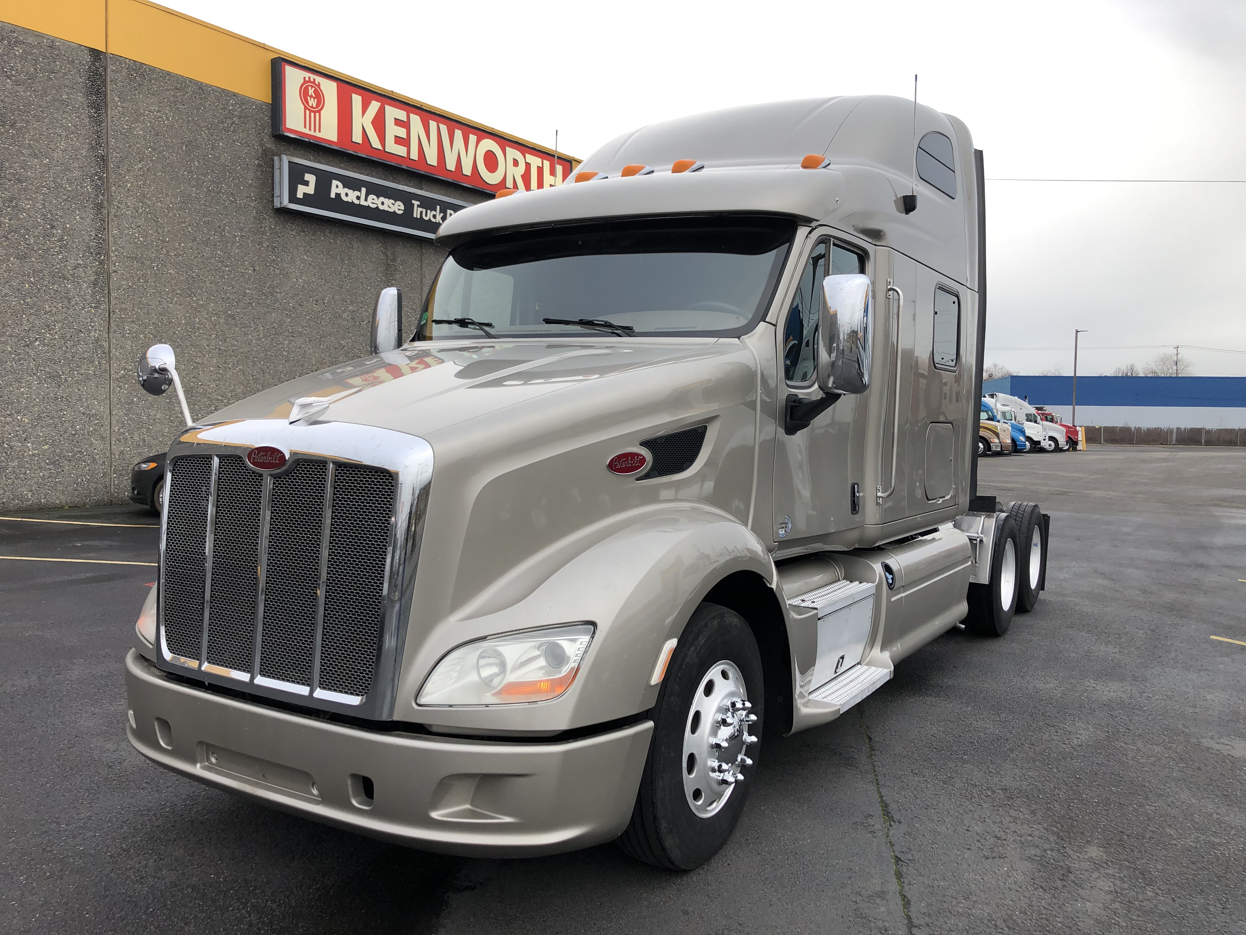2013 Kenworth PTRB